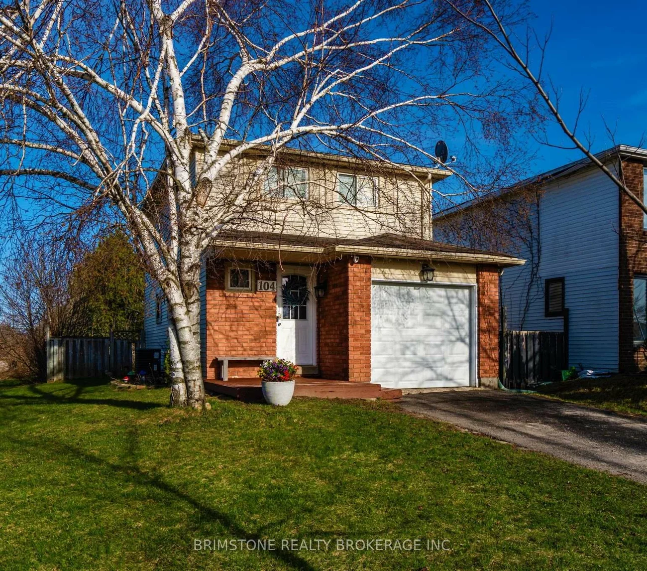 104, Hickling, Grove East, Barrie