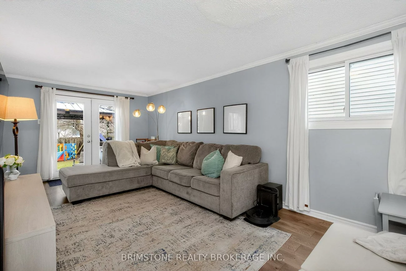 104, Hickling, Grove East, Barrie