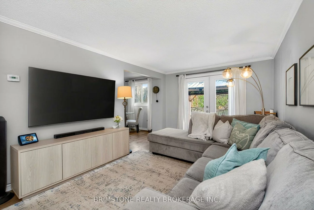 104, Hickling, Grove East, Barrie