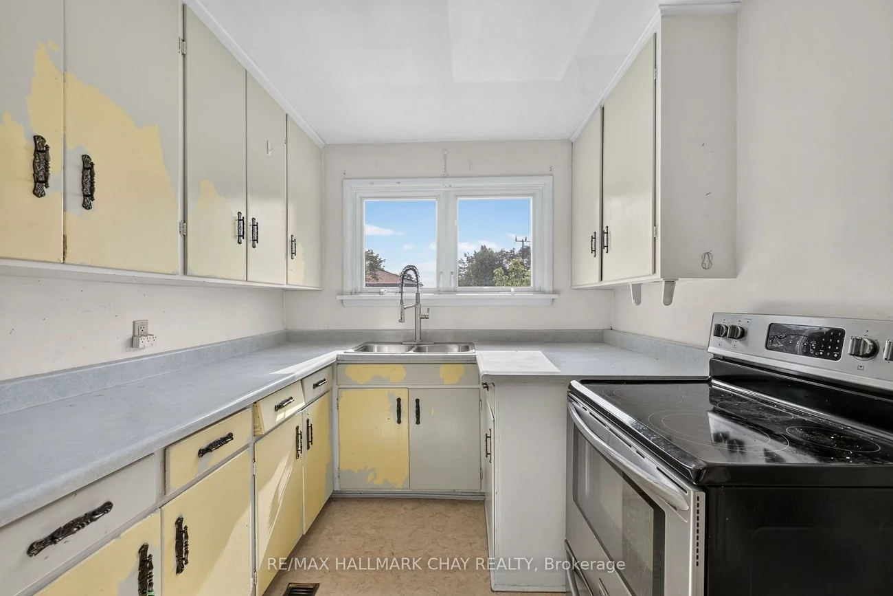 348, Grove, Grove East, Barrie