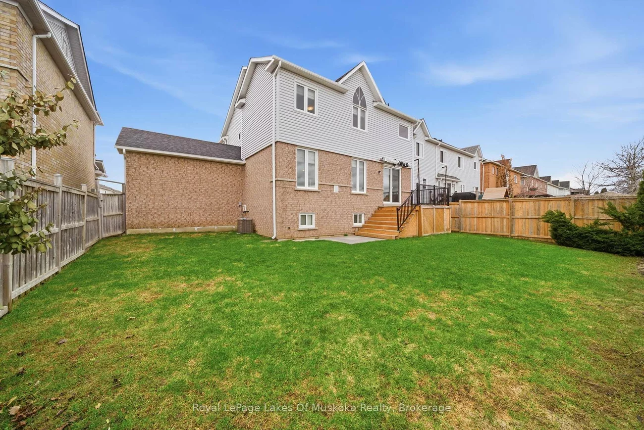 76, Succession, Innis-Shore, Barrie