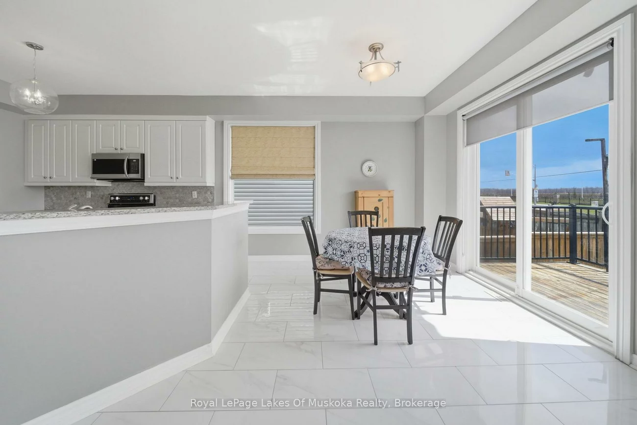 76, Succession, Innis-Shore, Barrie