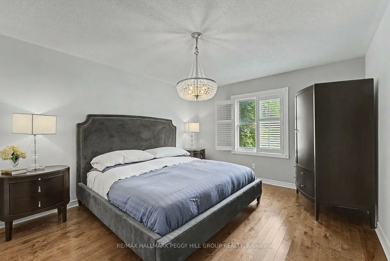 176B, Collier, Codrington, Barrie