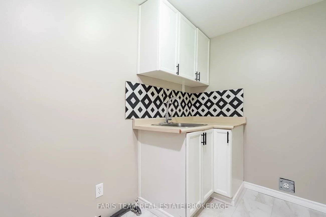 186, Ferndale, Ardagh, Barrie