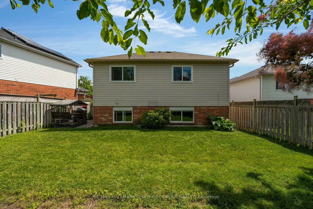 18, Draper, Painswick North, Barrie