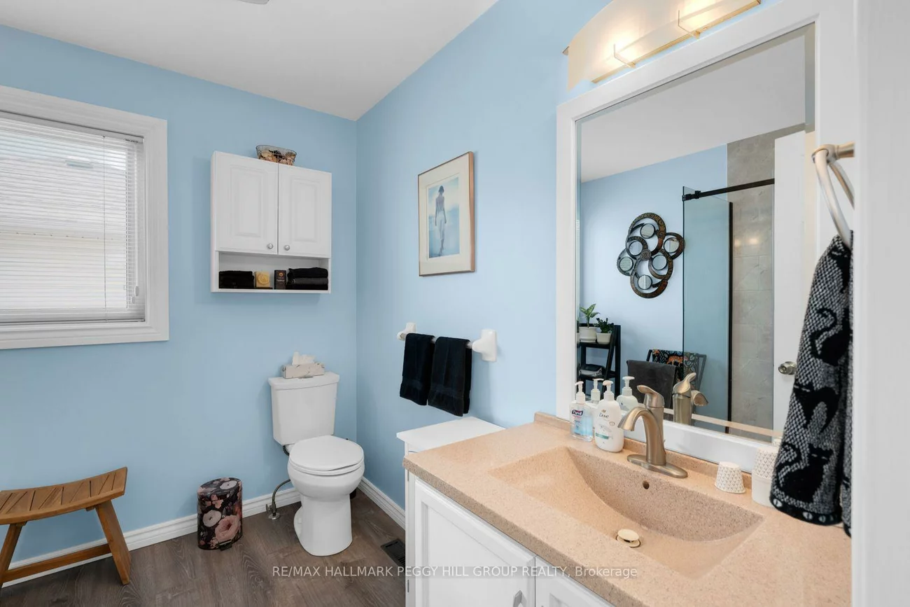 18, Draper, Painswick North, Barrie