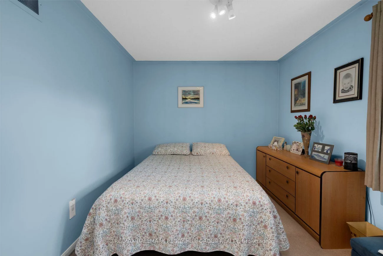 18, Draper, Painswick North, Barrie