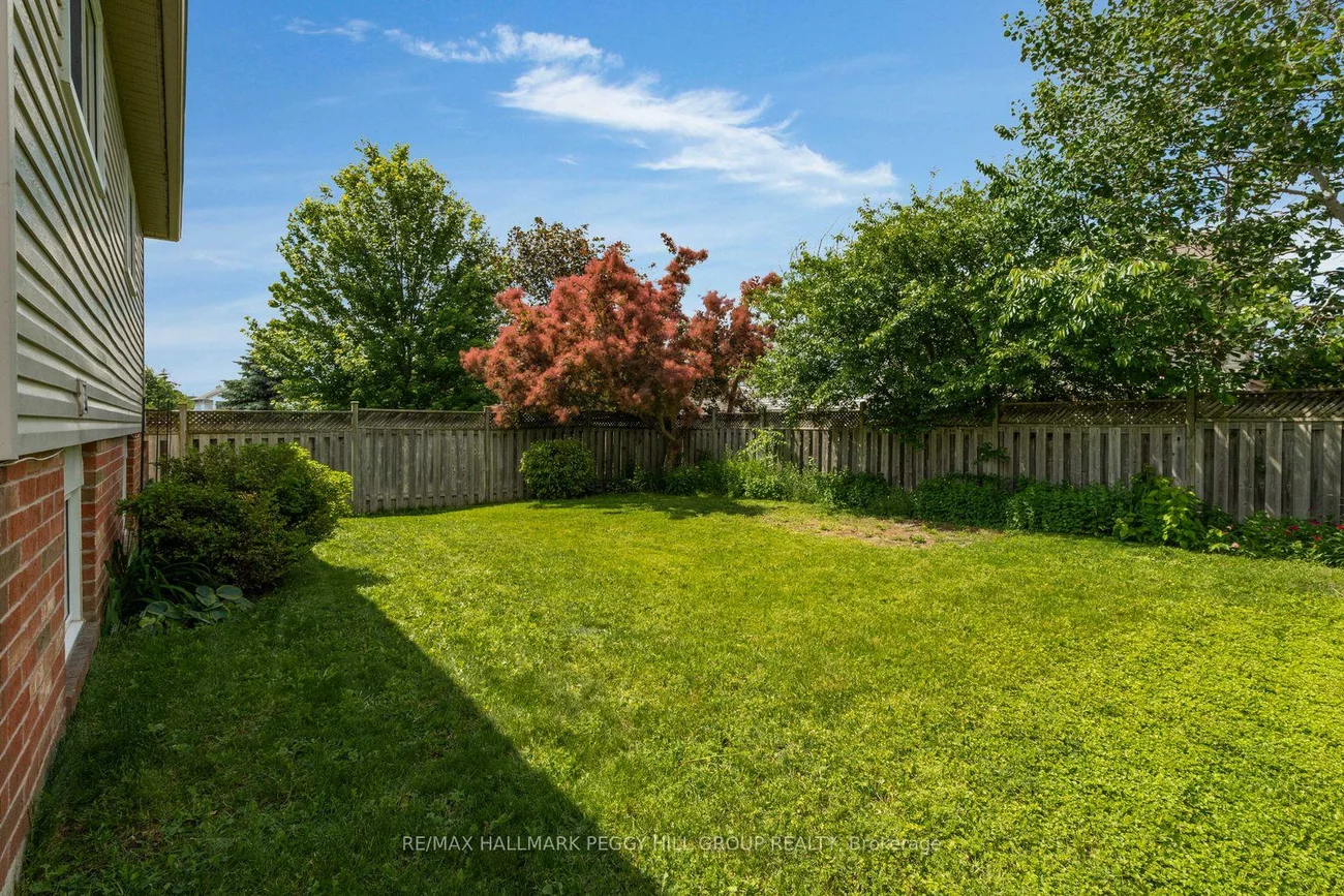 18, Draper, Painswick North, Barrie