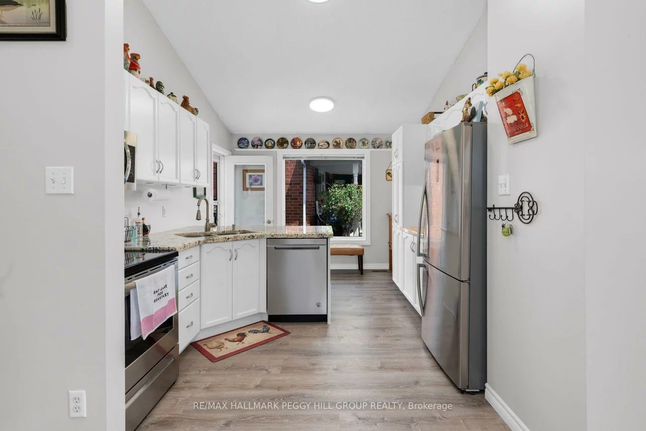 18, Draper, Painswick North, Barrie