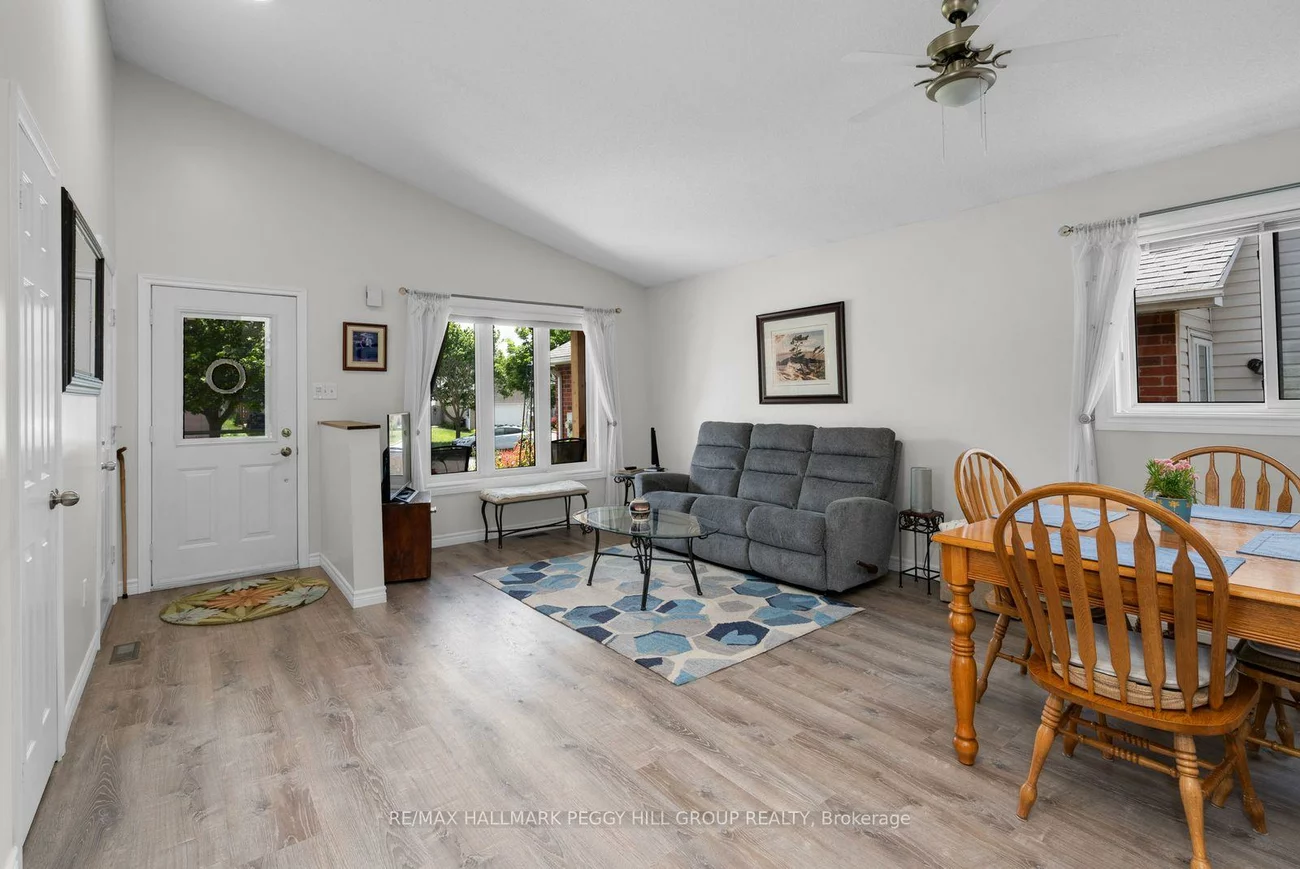 18, Draper, Painswick North, Barrie