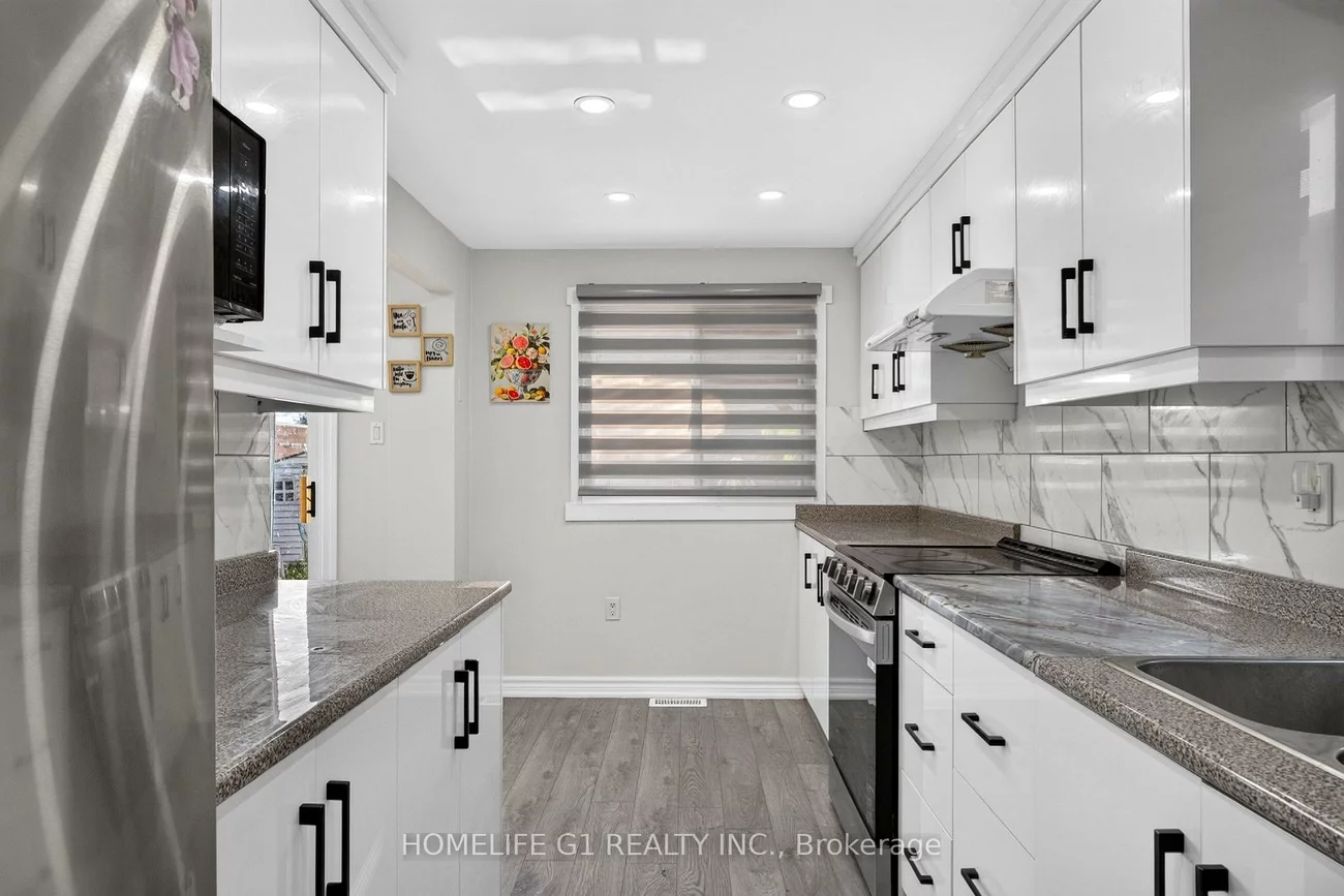 2, Fletcher, Grove East, Barrie