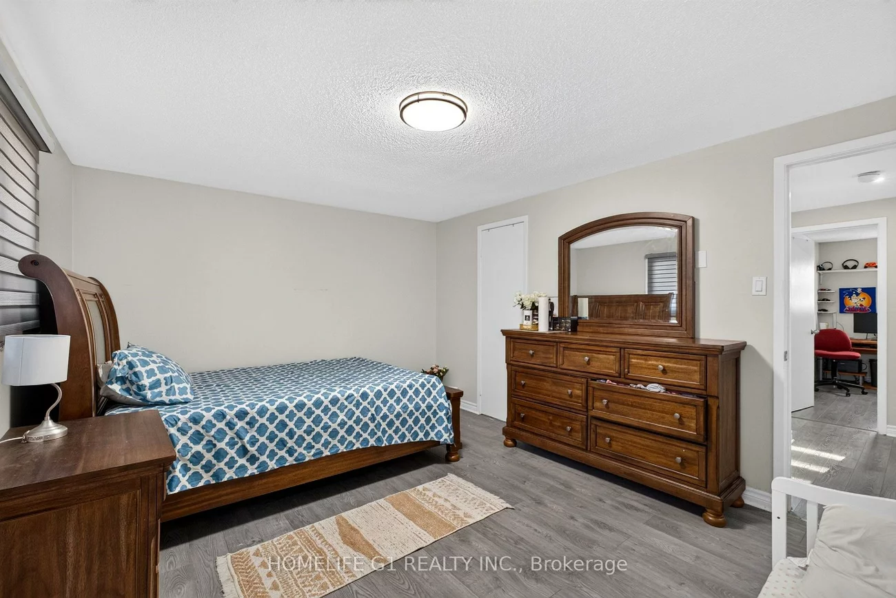 2, Fletcher, Grove East, Barrie