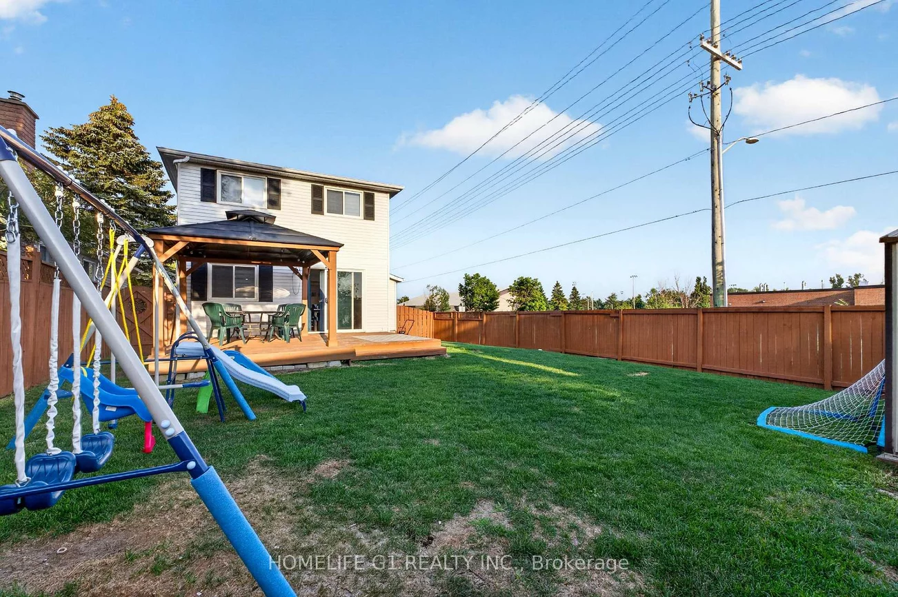 2, Fletcher, Grove East, Barrie