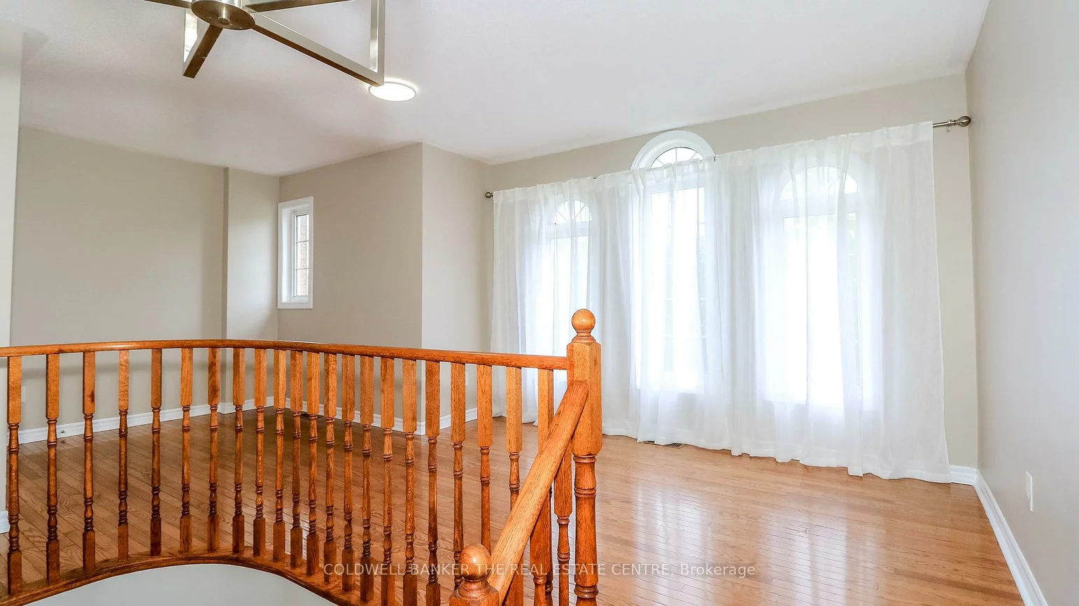 22, Maple Crown, Innis-Shore, Barrie