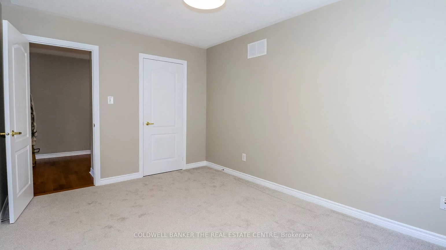 22, Maple Crown, Innis-Shore, Barrie