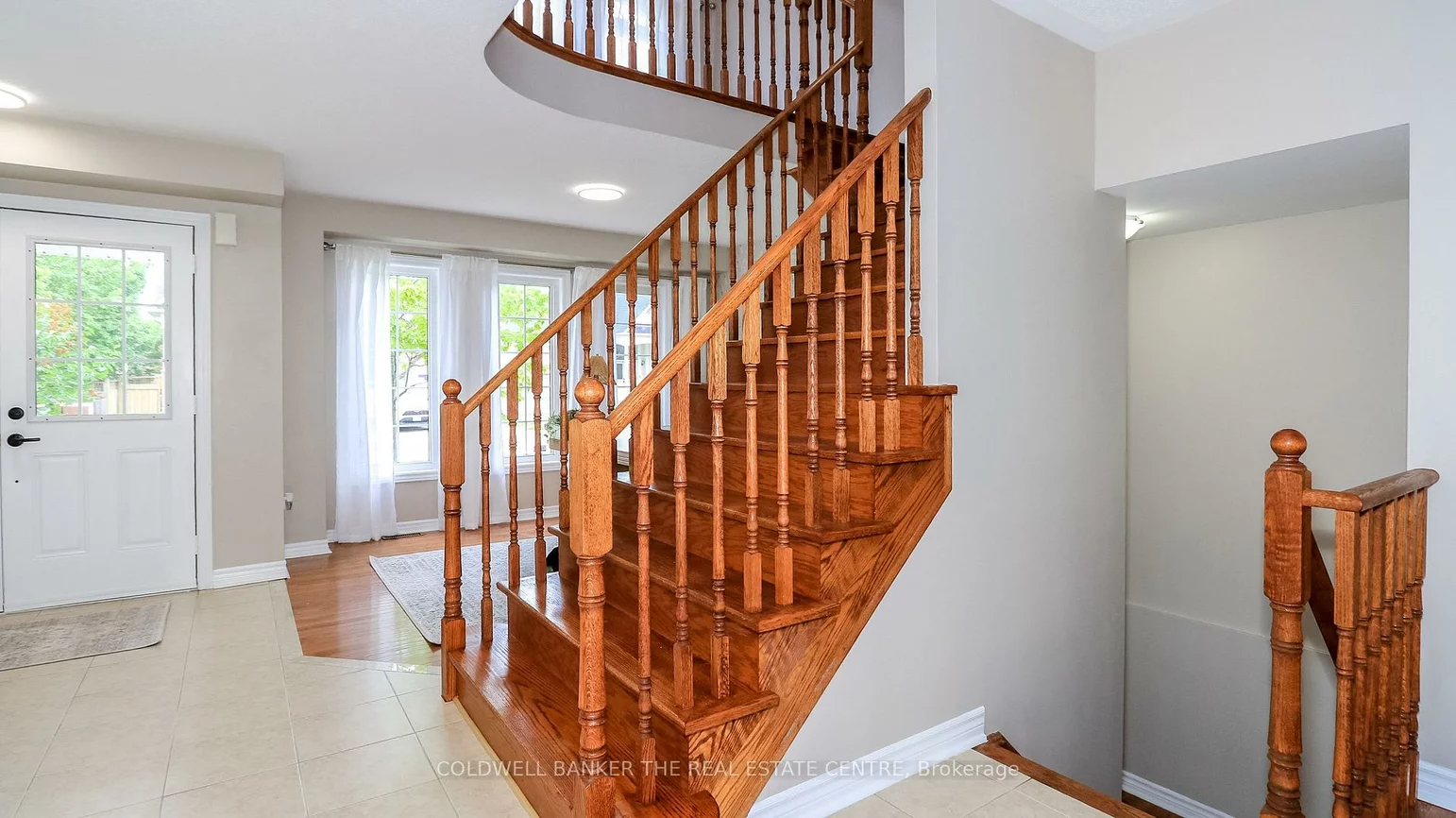 22, Maple Crown, Innis-Shore, Barrie