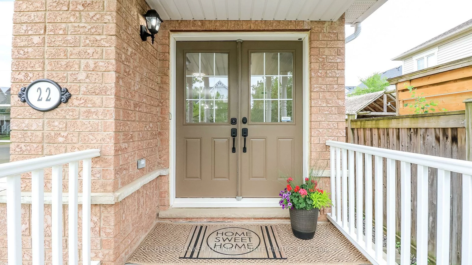 22, Maple Crown, Innis-Shore, Barrie