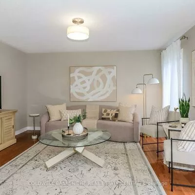 22, Maple Crown, Innis-Shore, Barrie