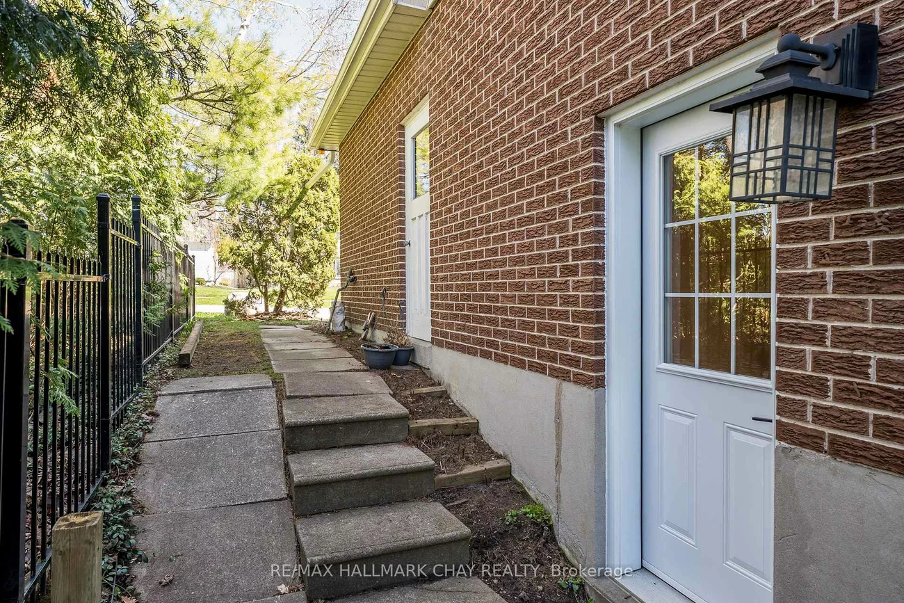 365, Codrington, Codrington, Barrie