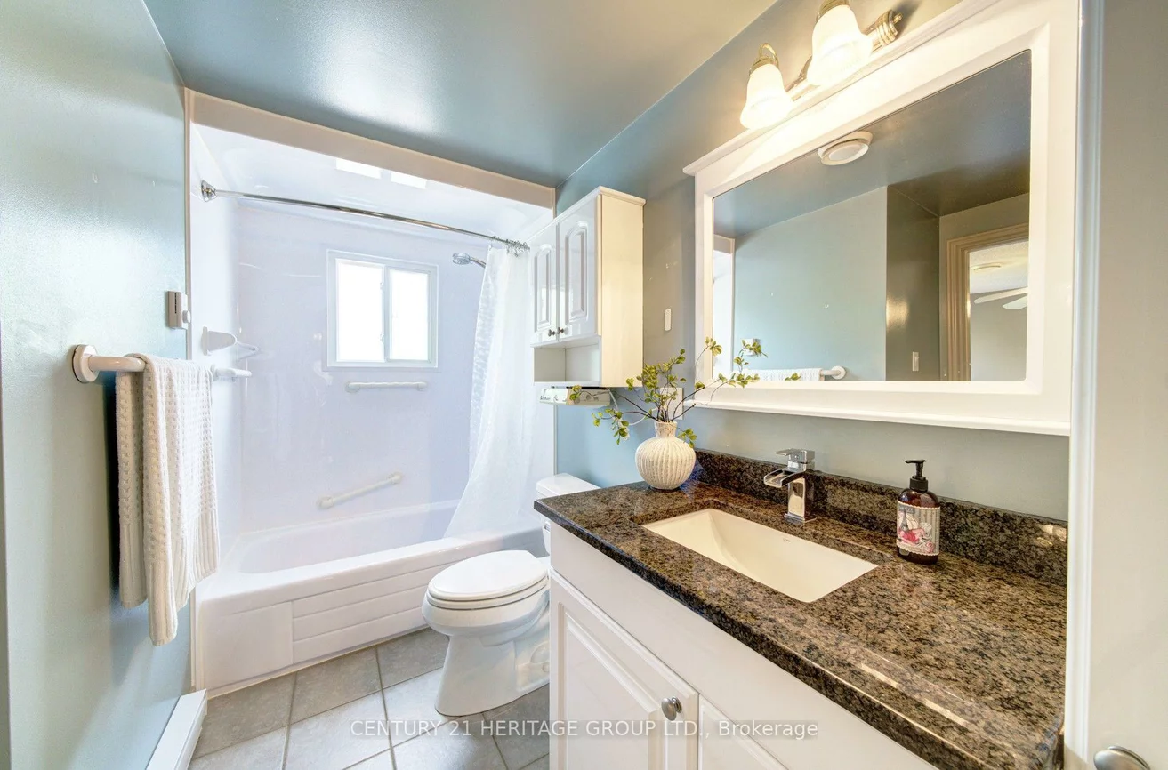 226, Lillian, Sunnidale, Barrie