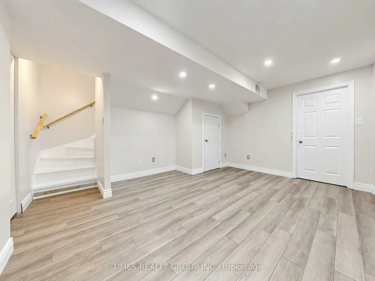 46, Ridwell, Edgehill Drive, Barrie