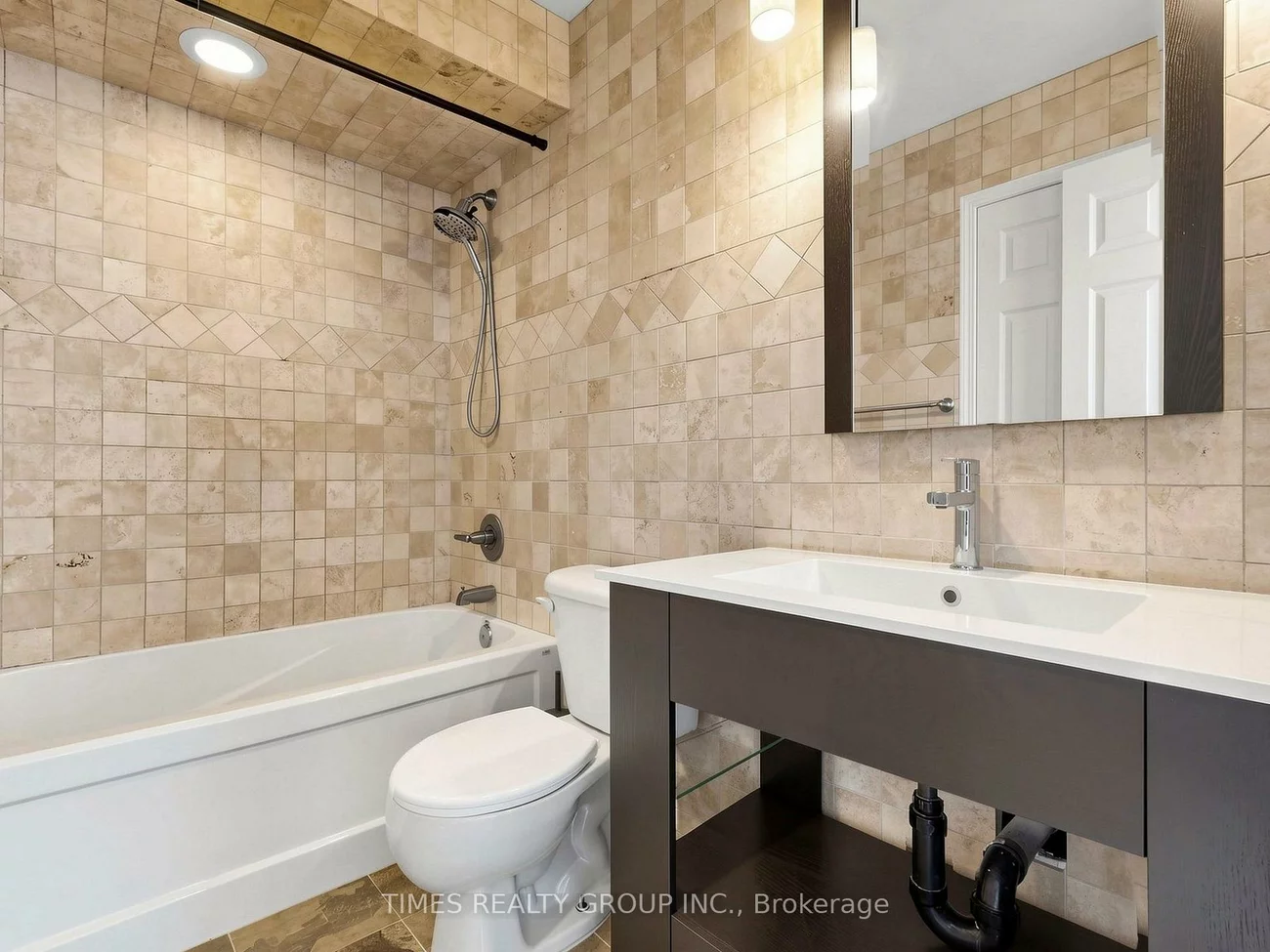 46, Ridwell, Edgehill Drive, Barrie