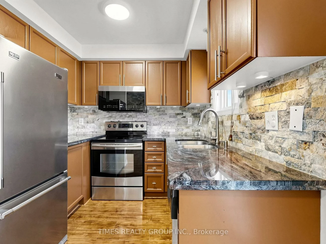 46, Ridwell, Edgehill Drive, Barrie