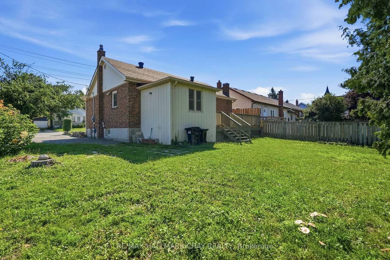 174, St Vincent, Codrington, Barrie