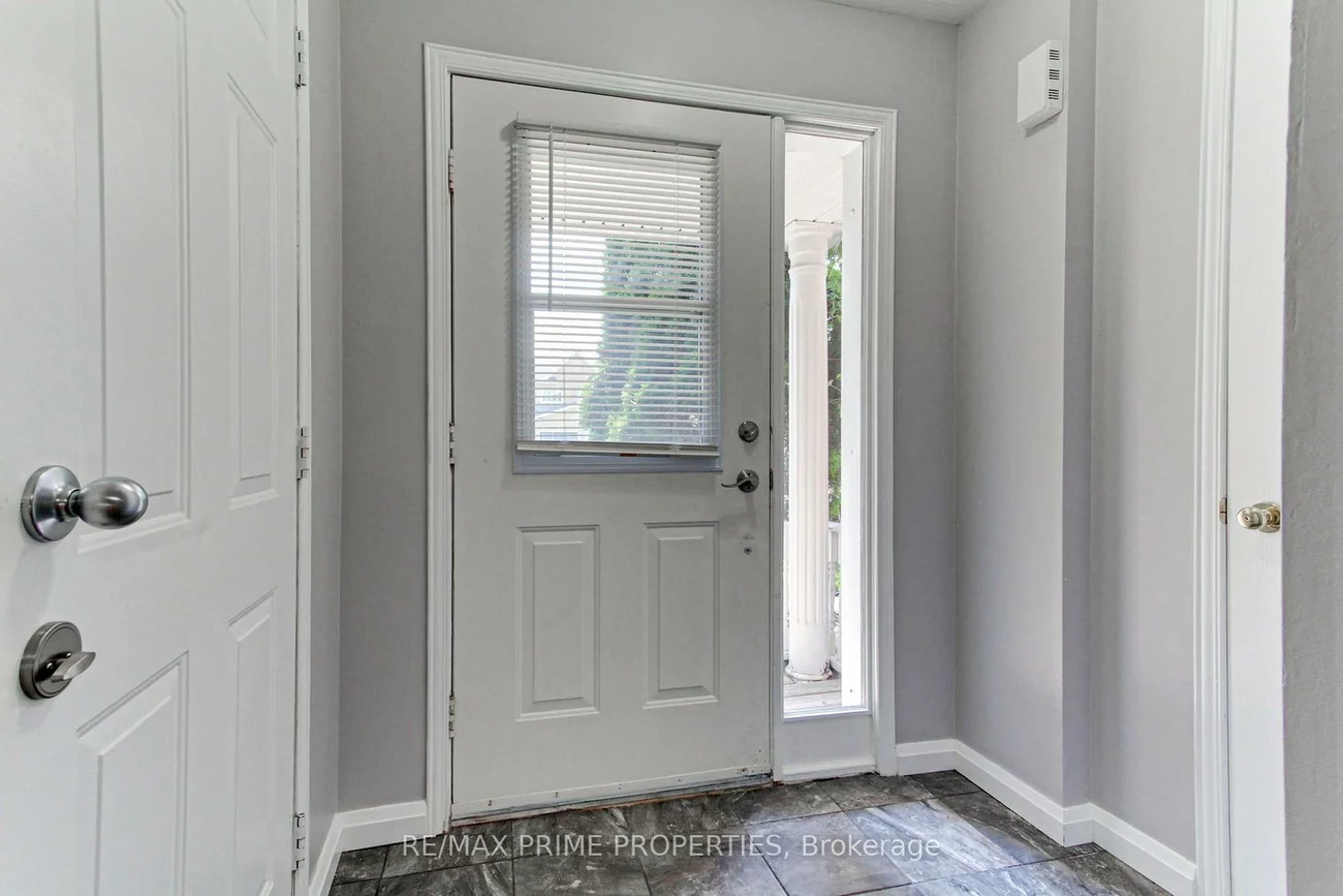 85, Lyfytt, West Bayfield, Barrie
