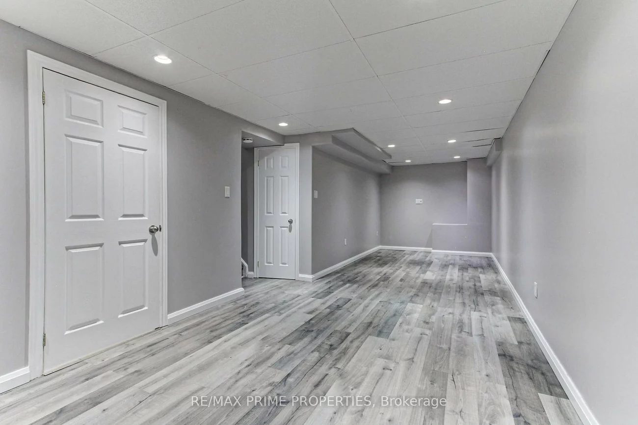 85, Lyfytt, West Bayfield, Barrie