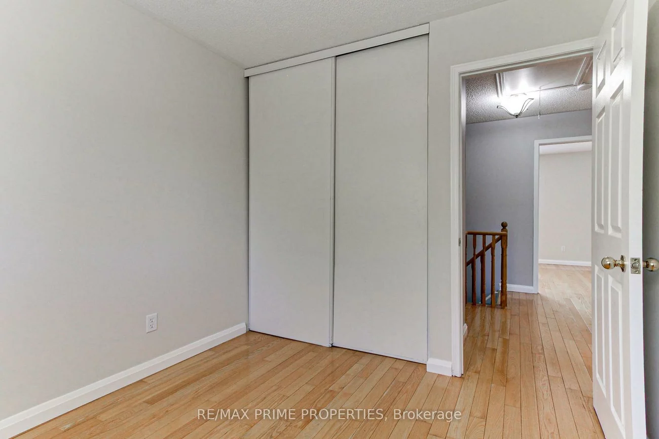 85, Lyfytt, West Bayfield, Barrie