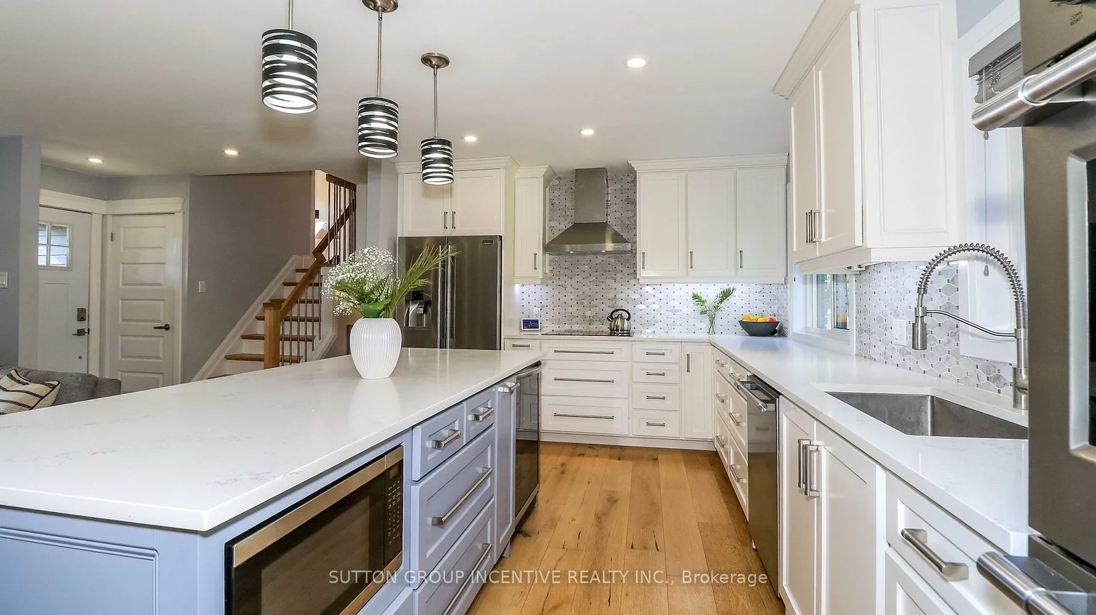 40, Varden, Codrington, Barrie