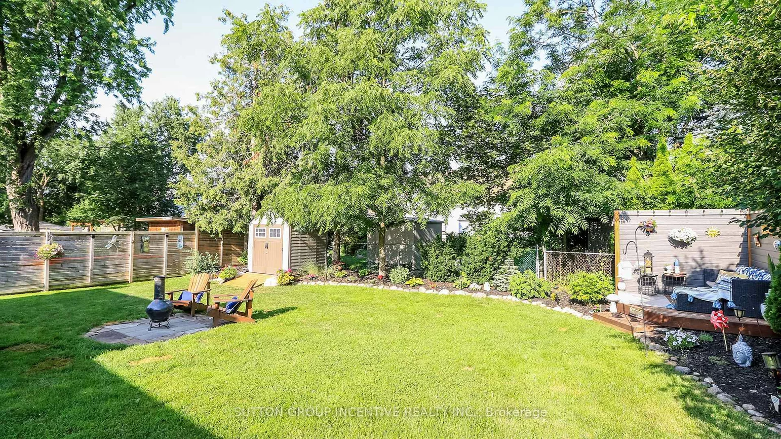 40, Varden, Codrington, Barrie