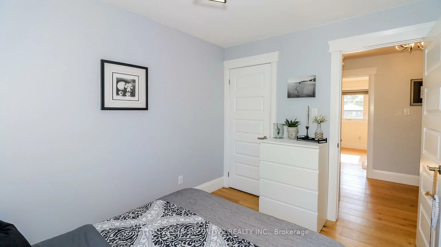 40, Varden, Codrington, Barrie