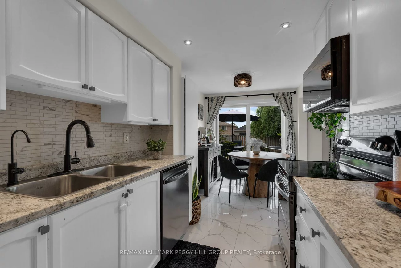 195, Dunsmore, Georgian Drive, Barrie