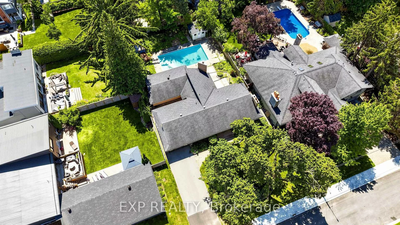 43, Amelia, Codrington, Barrie
