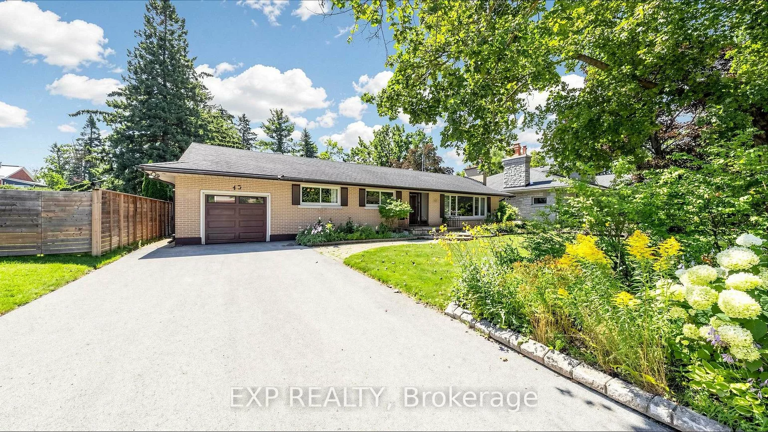 43, Amelia, Codrington, Barrie