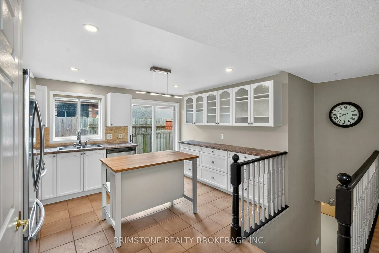 9, Holly Meadow, Holly, Barrie