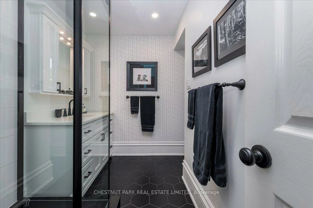 72, Burton, Allandale, Barrie