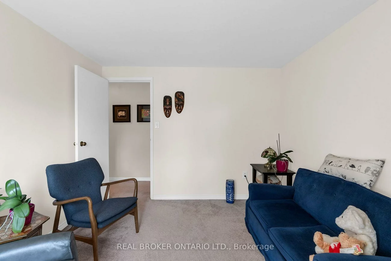 40, Farmingdale, Cundles East, Barrie