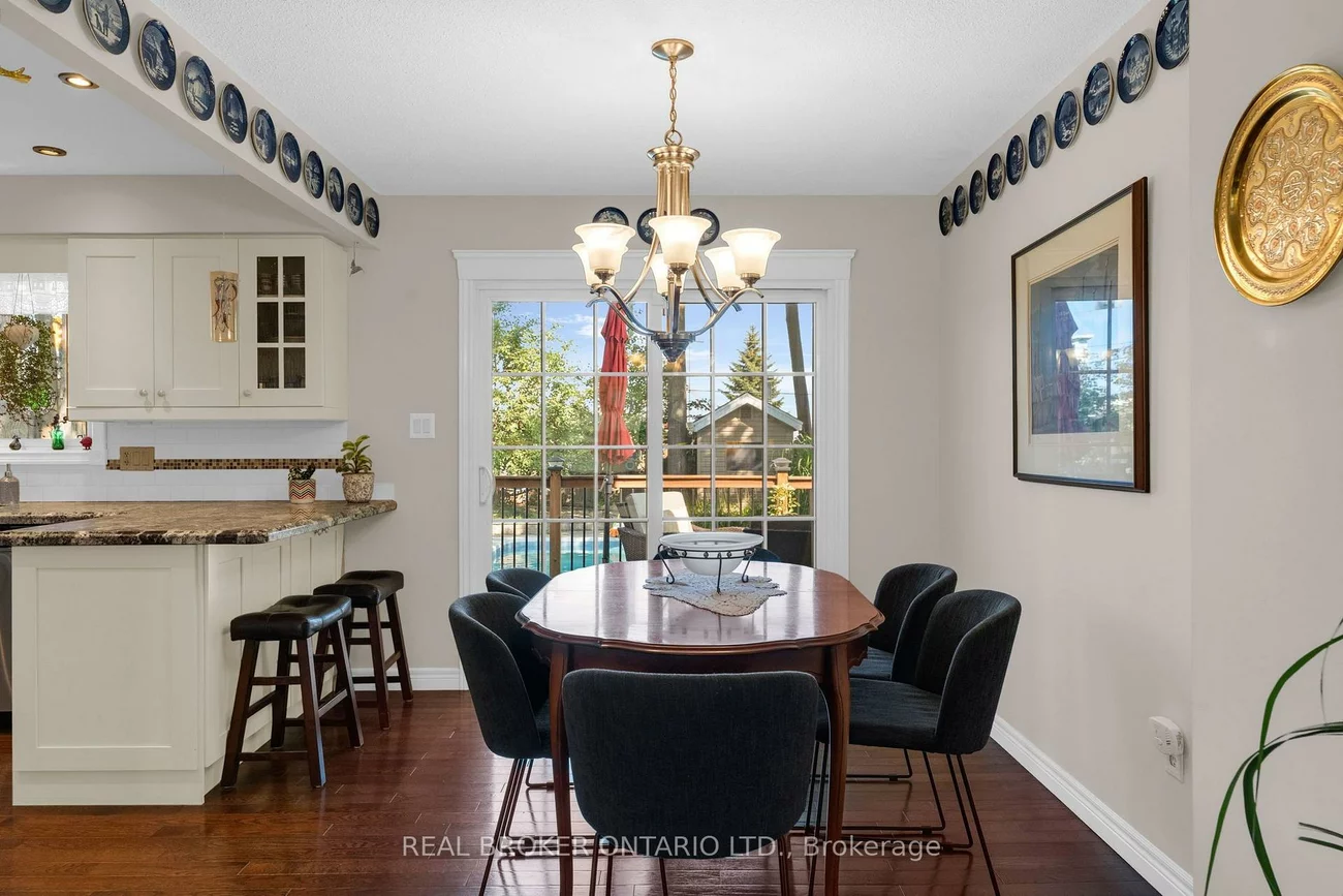 40, Farmingdale, Cundles East, Barrie