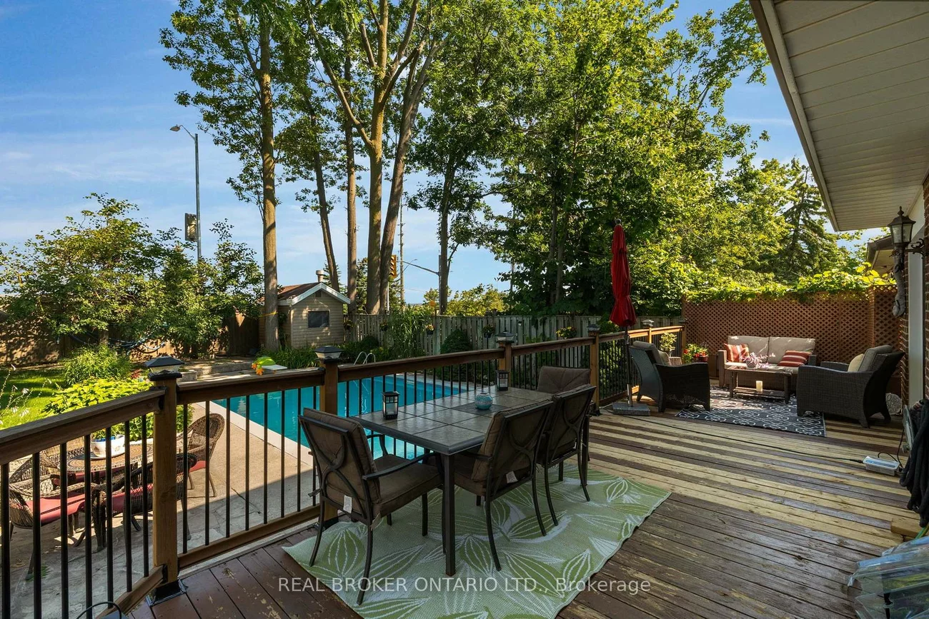 40, Farmingdale, Cundles East, Barrie