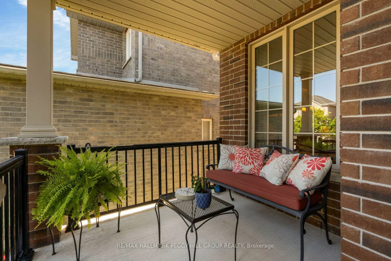 137, Jewel House, Innis-Shore, Barrie
