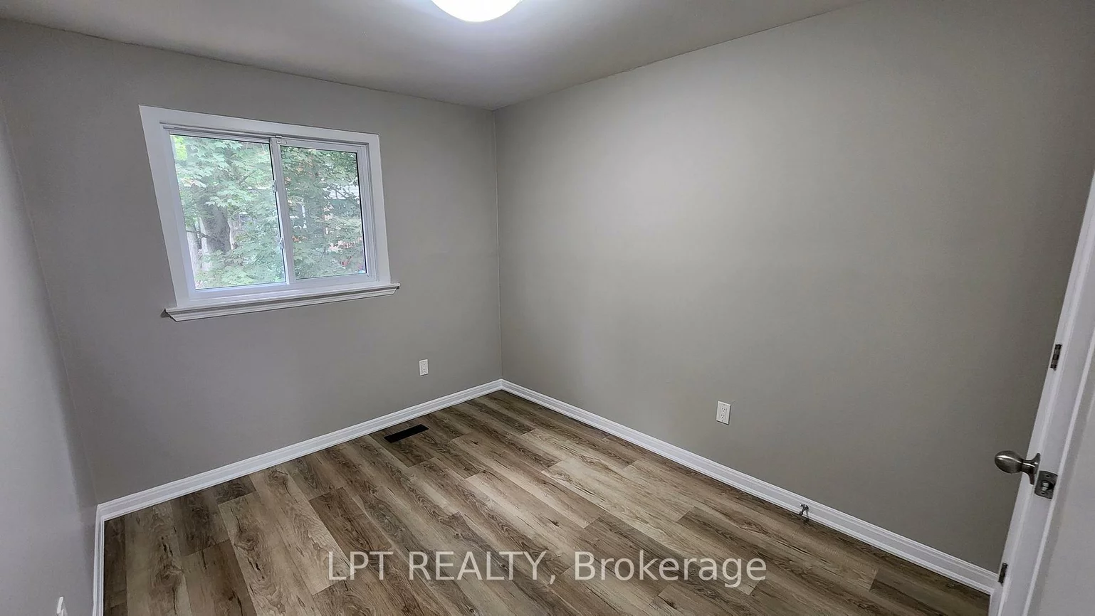 38, Chaucer, Letitia Heights, Barrie