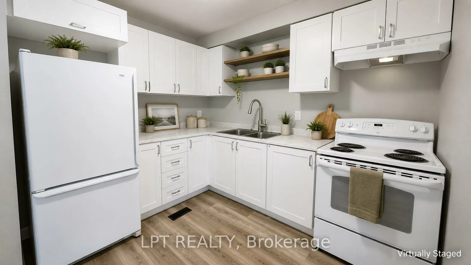 38, Chaucer, Letitia Heights, Barrie