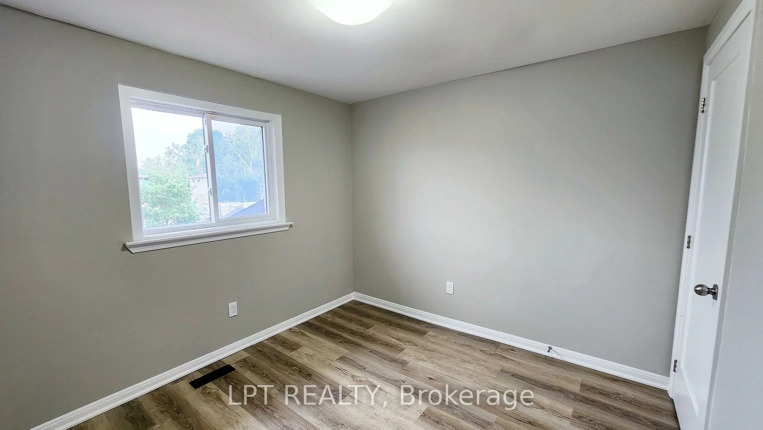 38, Chaucer, Letitia Heights, Barrie