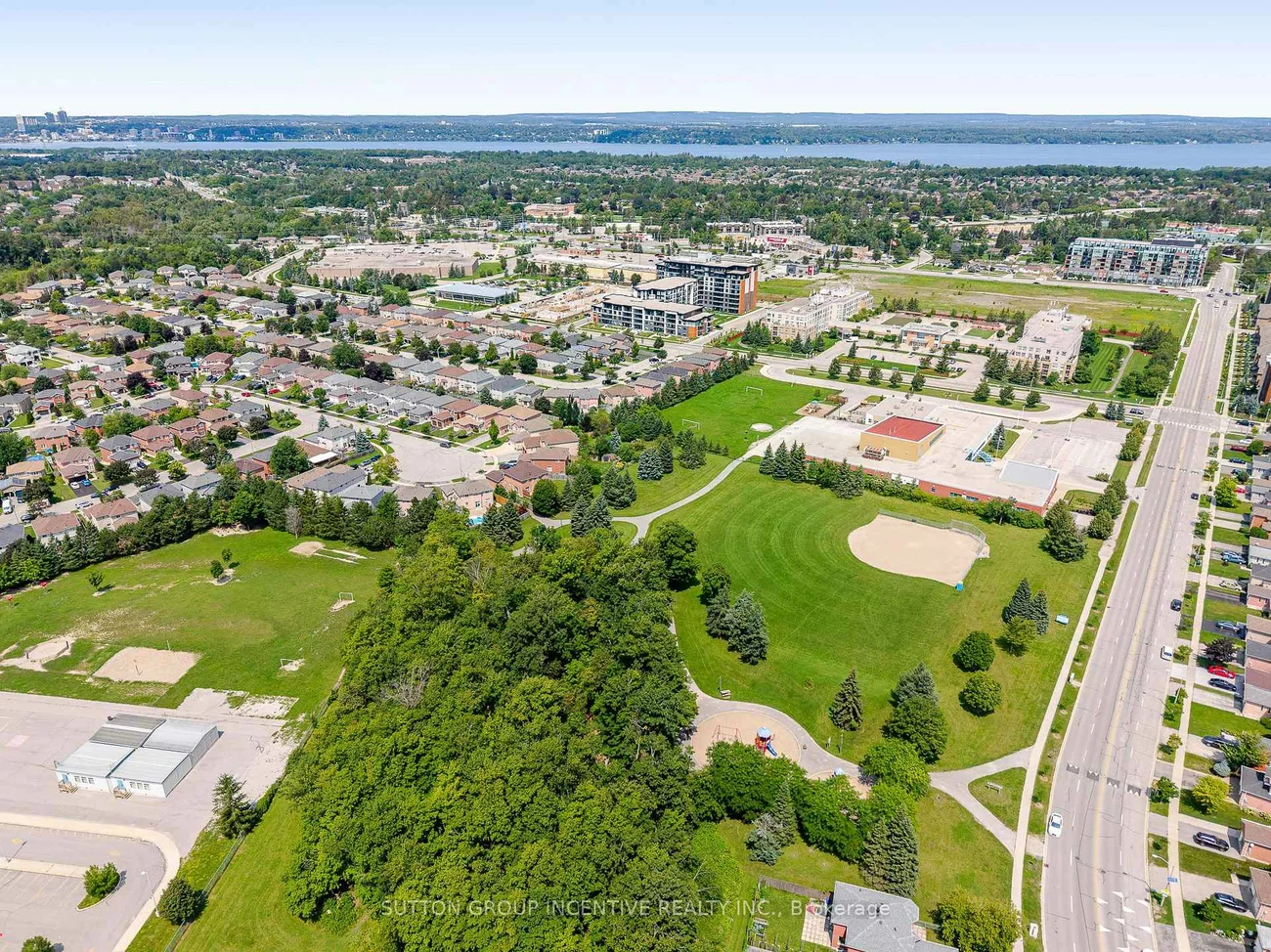 17, Shaina, Painswick South, Barrie
