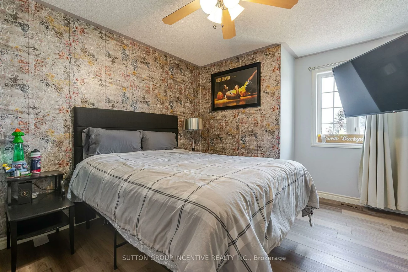 17, Shaina, Painswick South, Barrie