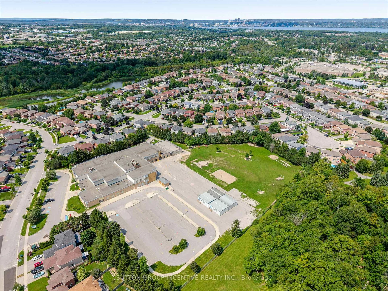 17, Shaina, Painswick South, Barrie