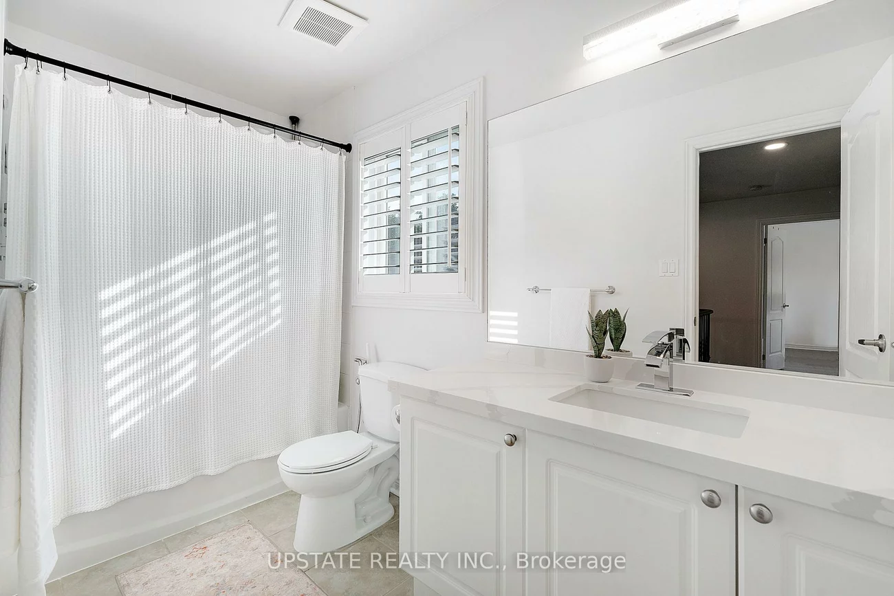 11, Kensington, Innis-Shore, Barrie